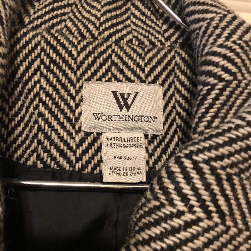 Coat - Picture 2 of 3